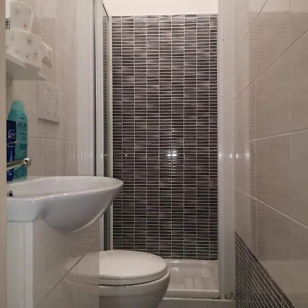 Termini-Guesthouse Aurora *